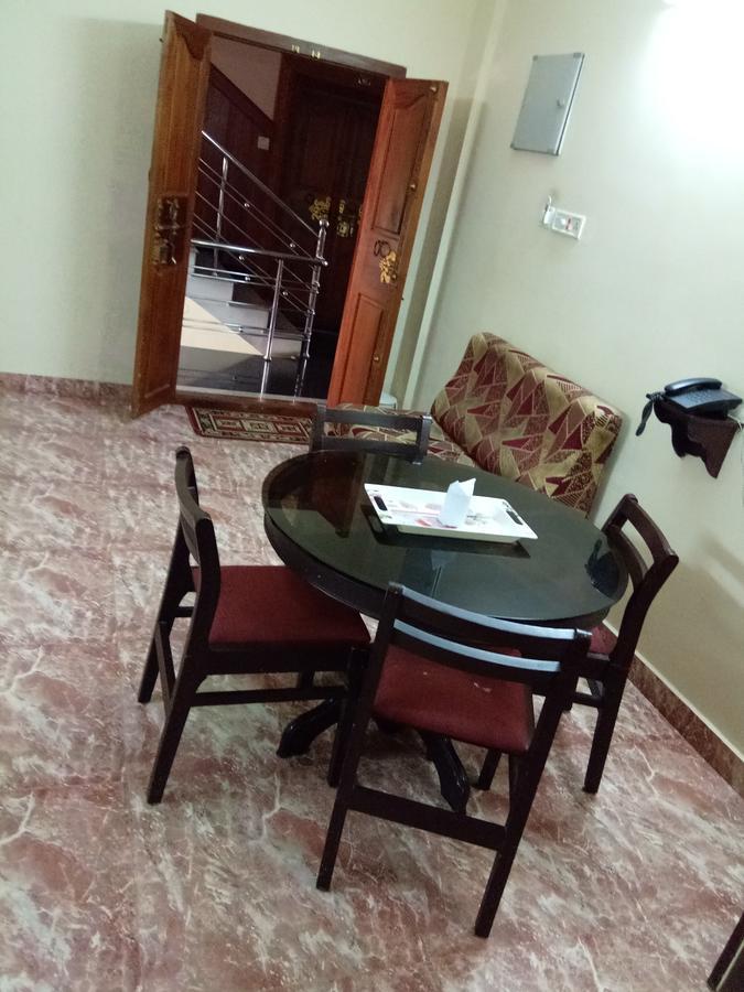 Anandkrishna Residency Hotel Guruvāyūr Екстериор снимка